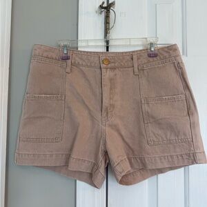 Kut from the Kloth Women's Cargo Shorts in Tan